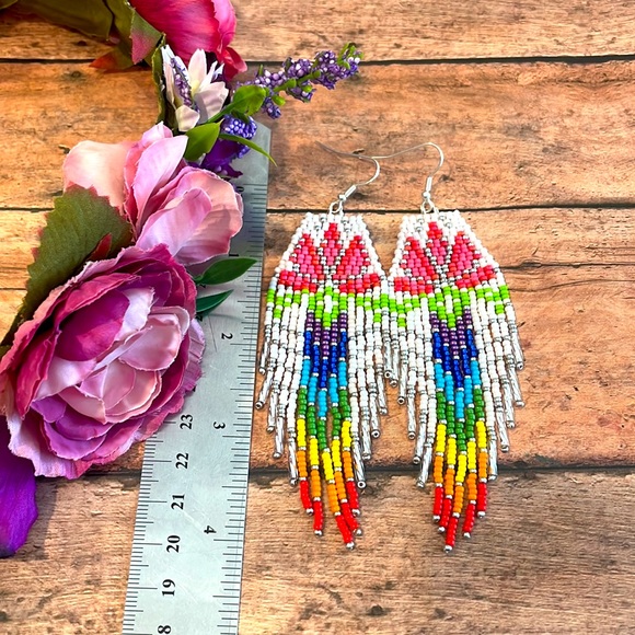 Pink Lotus in White color Beaded Earring - Picture 5 of 5